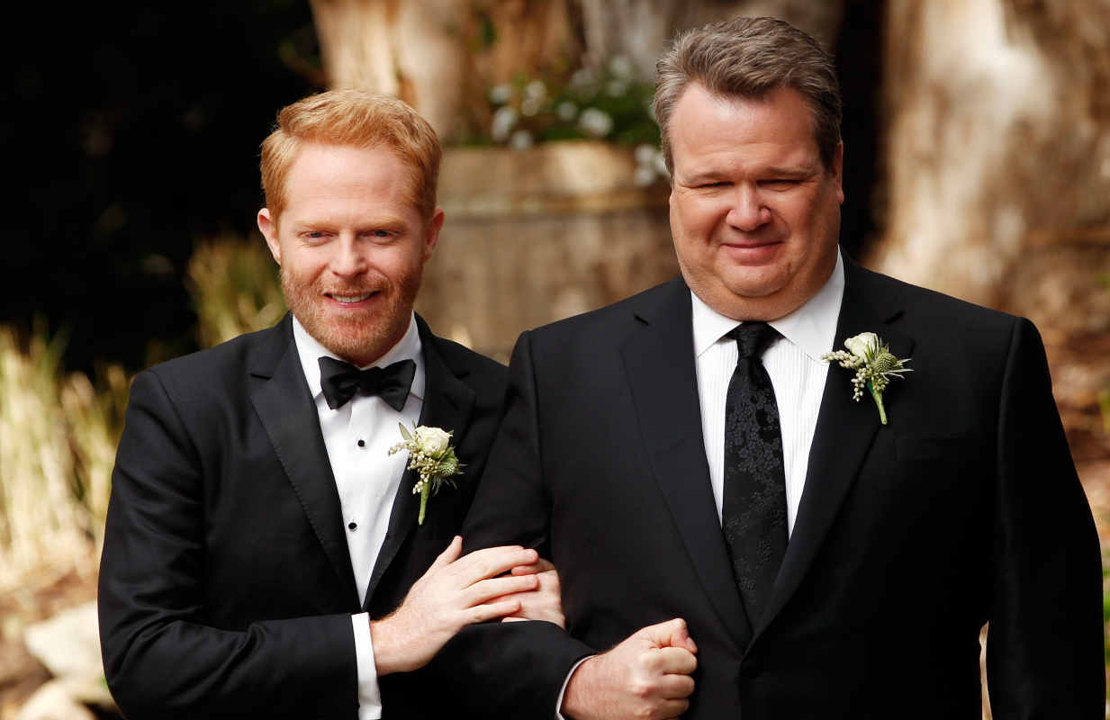 Jesse Tyler Ferguson and Eric Stonestreet in Modern Family (Photo: Peter 'Hopper' Stone/ABC /Everett Collection)