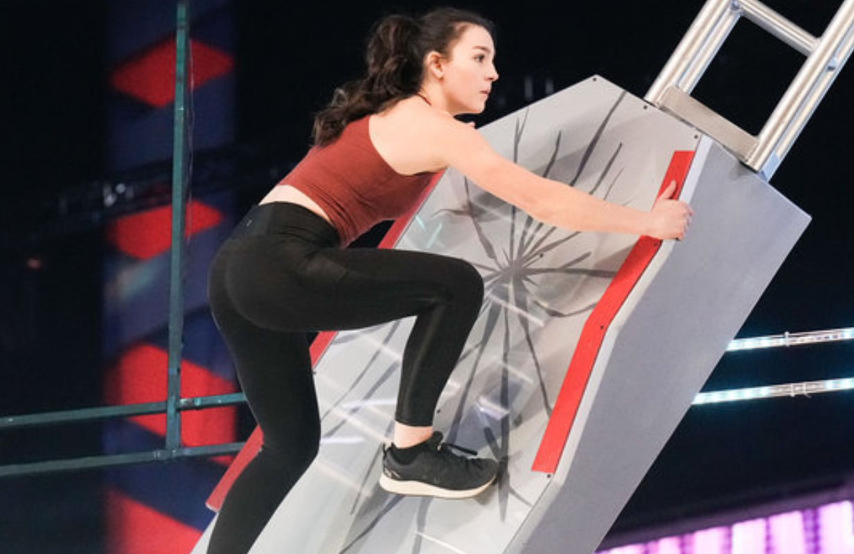Jess Wombles in American Ninja Warrior (Photo: Elizabeth Morris/NBC)