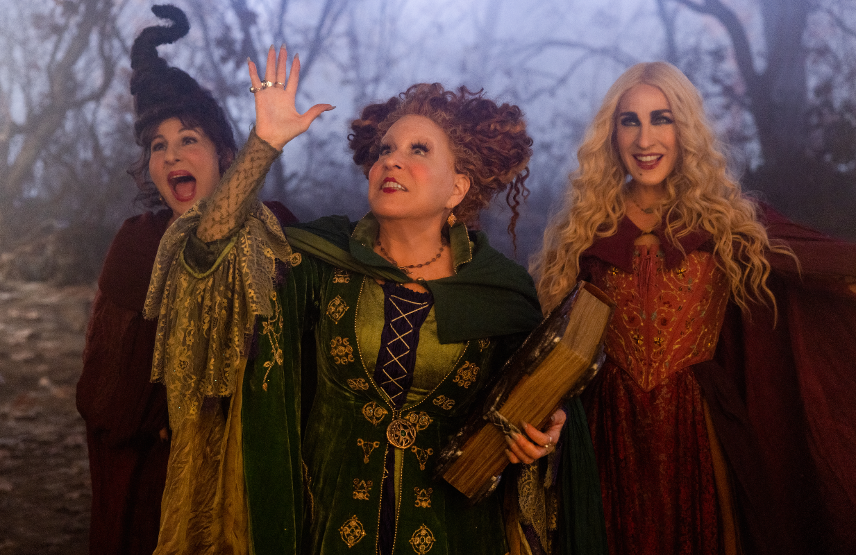 Kathy Najimy, Bette Midler, and Sarah Jessica Parker in Hocus Pocus 2 (Photo: Disney+)