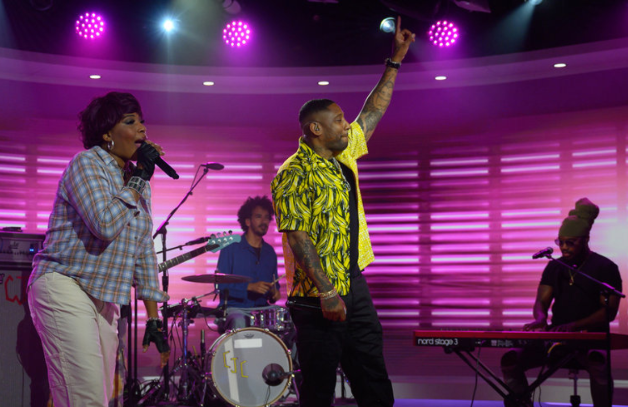 Macy Gray and her band performing on Today (Photo: Nathan Congleton/NBC)