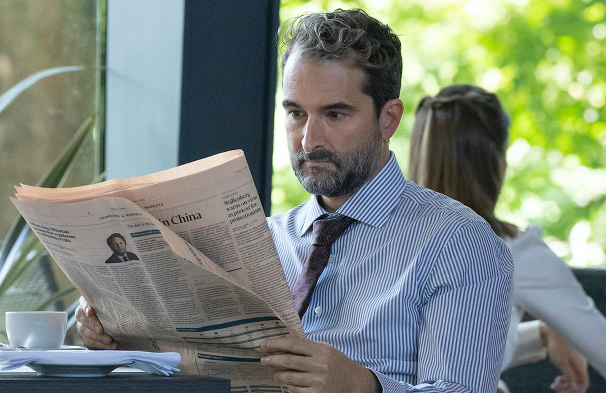 Jay Duplass as Jesse Bloom in Industry (Photo: Simon Ridgeway/HBO)