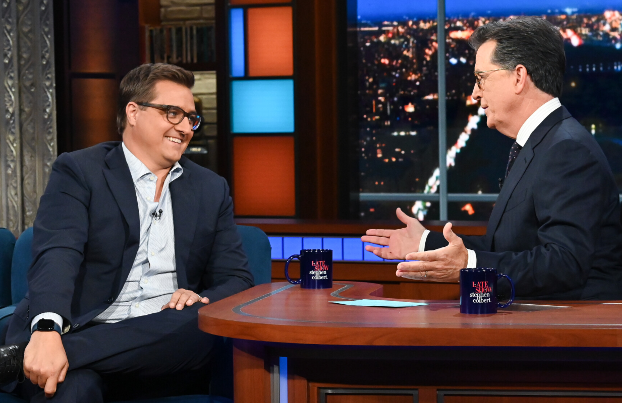 Chris Hayes and Stephen Colbert (Photo: Scott Kowalchyk/CBS)