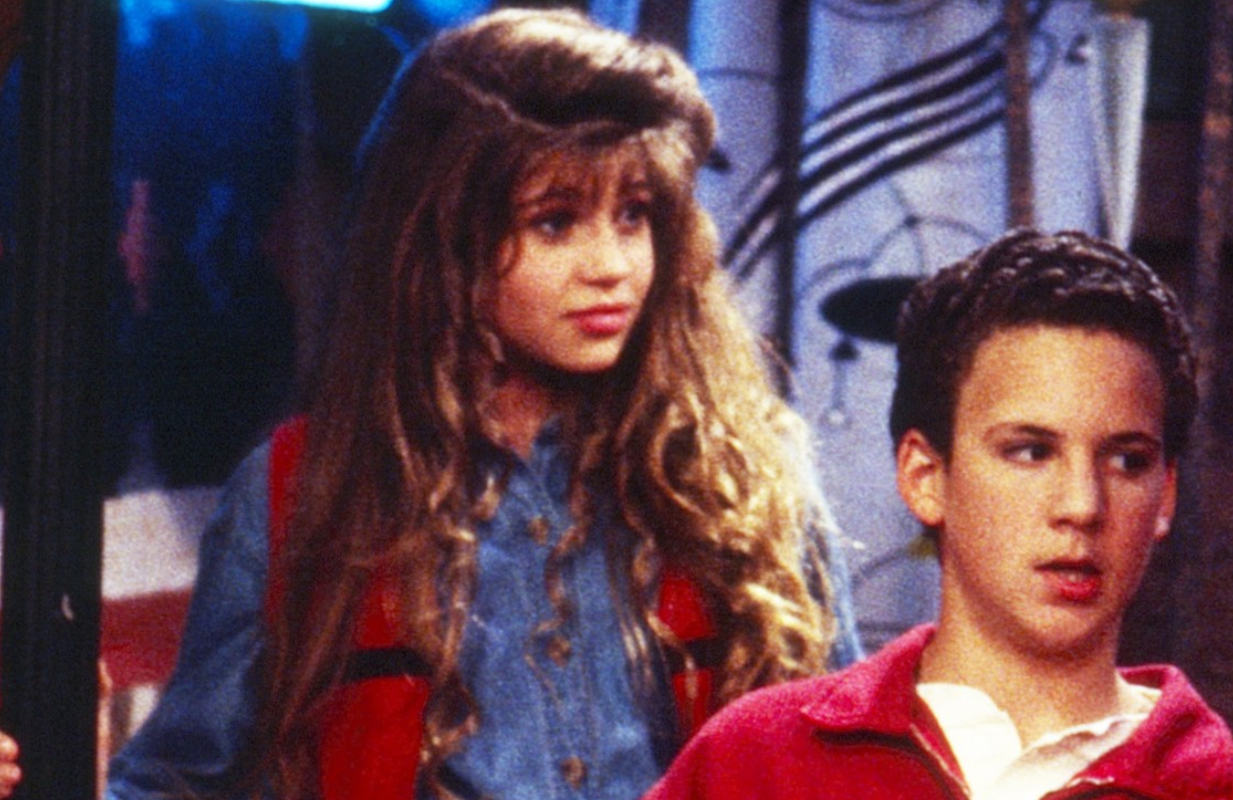 Danielle Fishel and Ben Savage in Boy Meets World (Photo: ABC/Everett Collection)