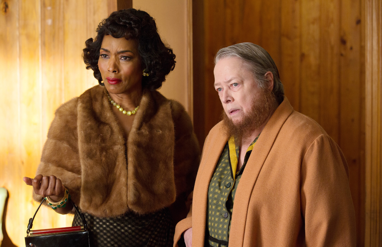 Angela Bassett and Kathy Bates in American Horror Story: Freak Show (Photo: Michele K. Short/FX/Everett Collection)