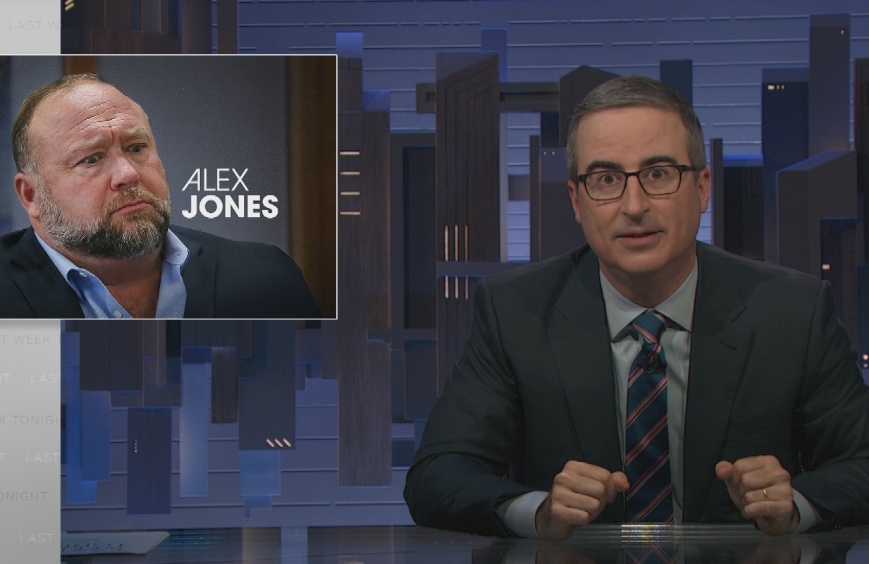 John Oliver on Last Week Tonight (Photo: HBO)