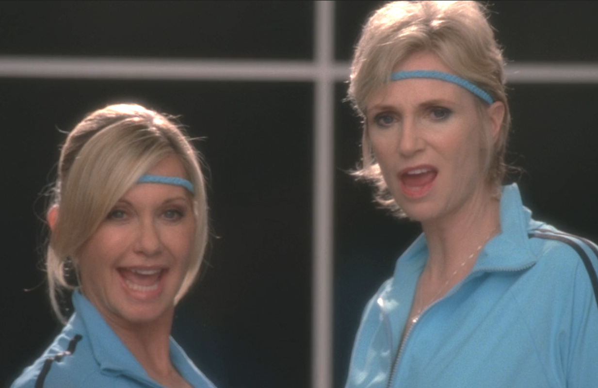Olivia Newton-John and  Jane Lynch in Glee. Photo: Fox/Disney+