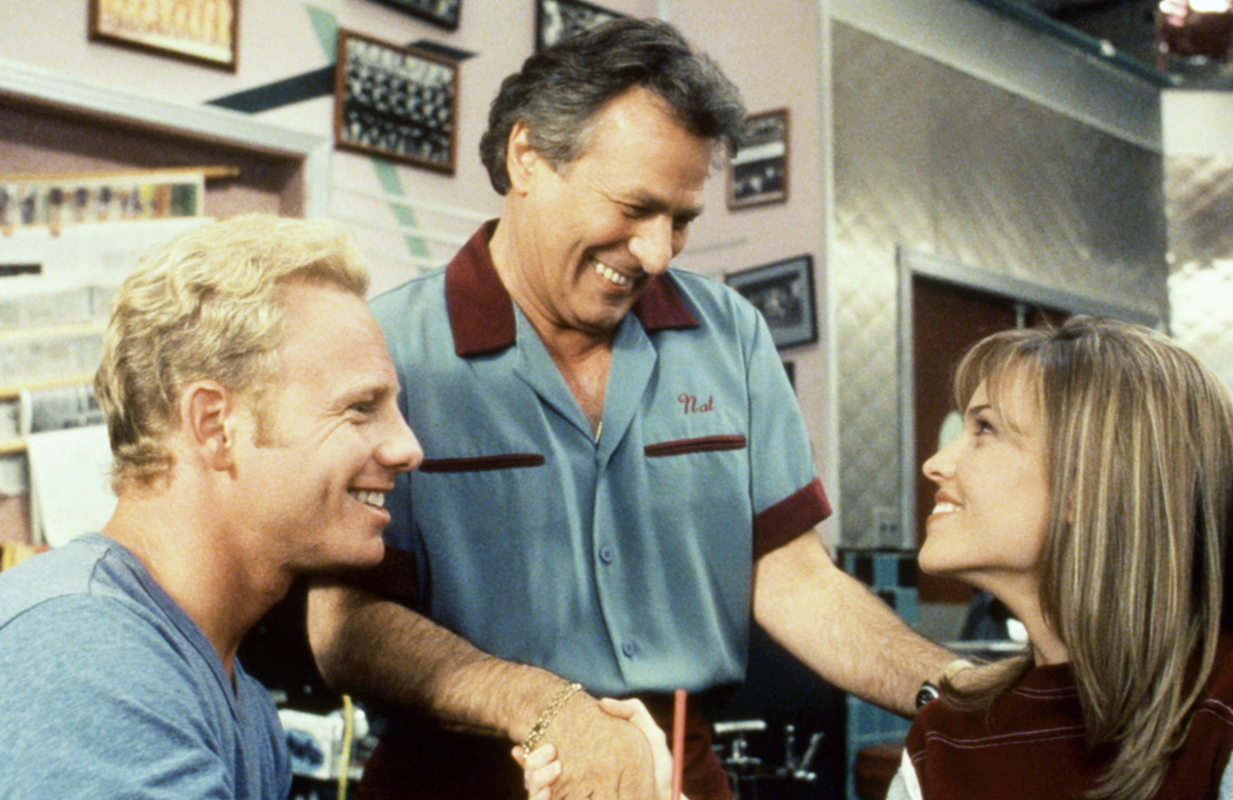 Ian Ziering, Joe E. Tata, and Hillary Swank in Beverly Hills, 90210.  (Photo: Aaron Spelling Prod./Courtesy Everett Collection)