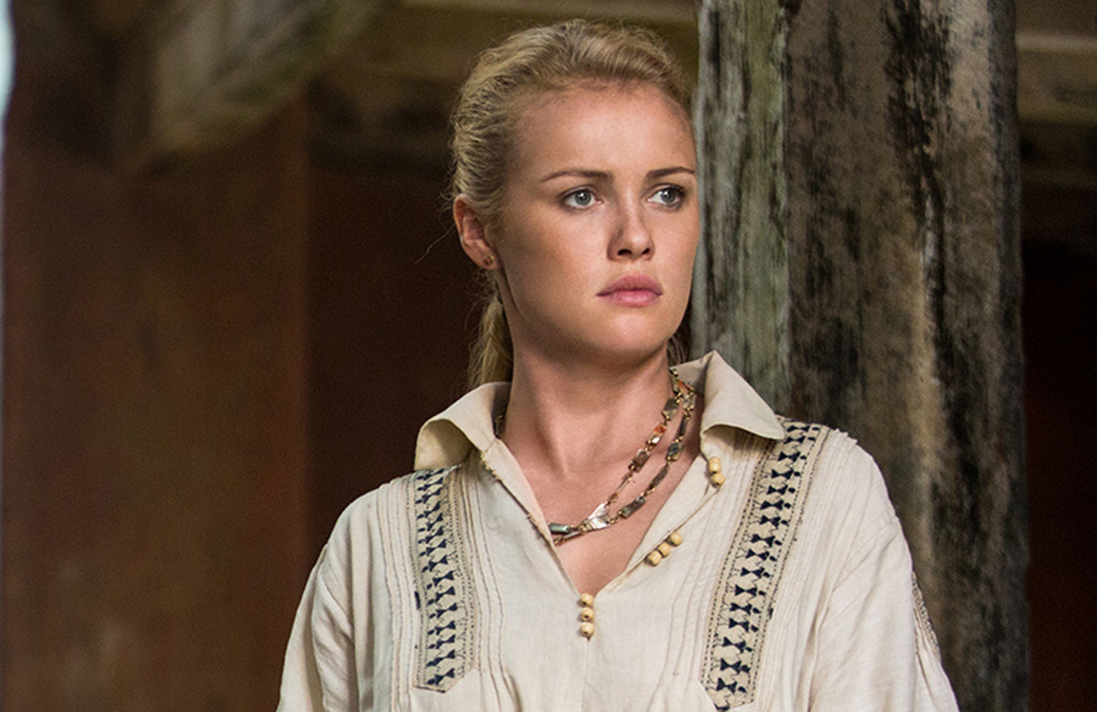 Hannah New in Black Sails. (Photo: Starz/Courtesy Everett Collection)