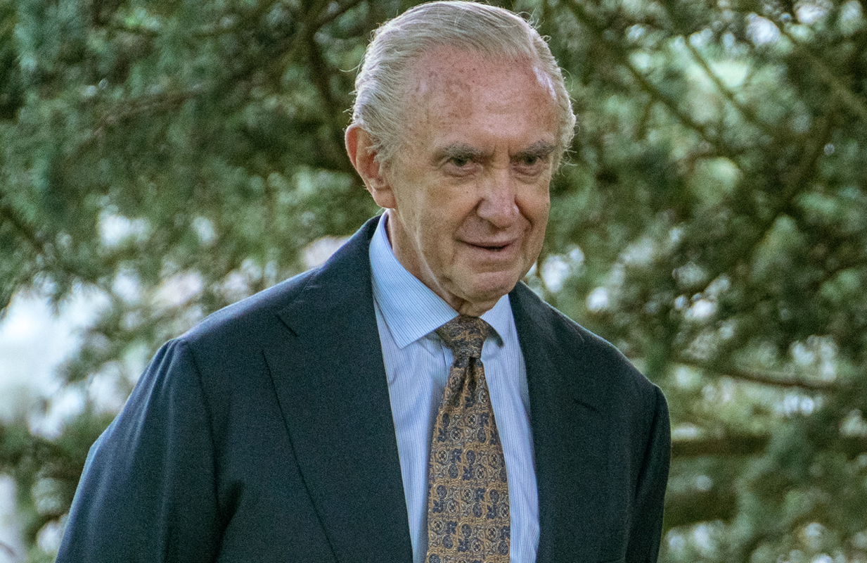 Jonathan Pryce in The Crown. (Photo: Netflix)