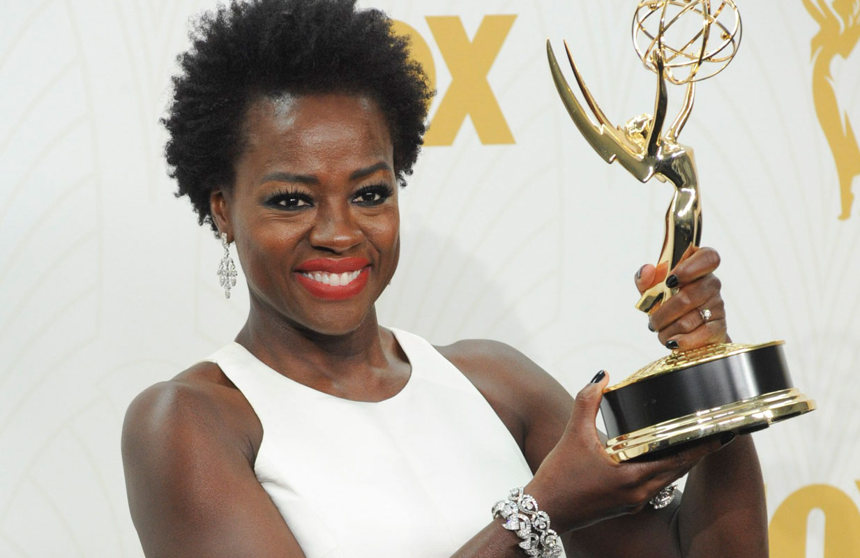Viola Davis with her Emmy Award (Photo: Elizabeth Goodenough/Everett Collection)