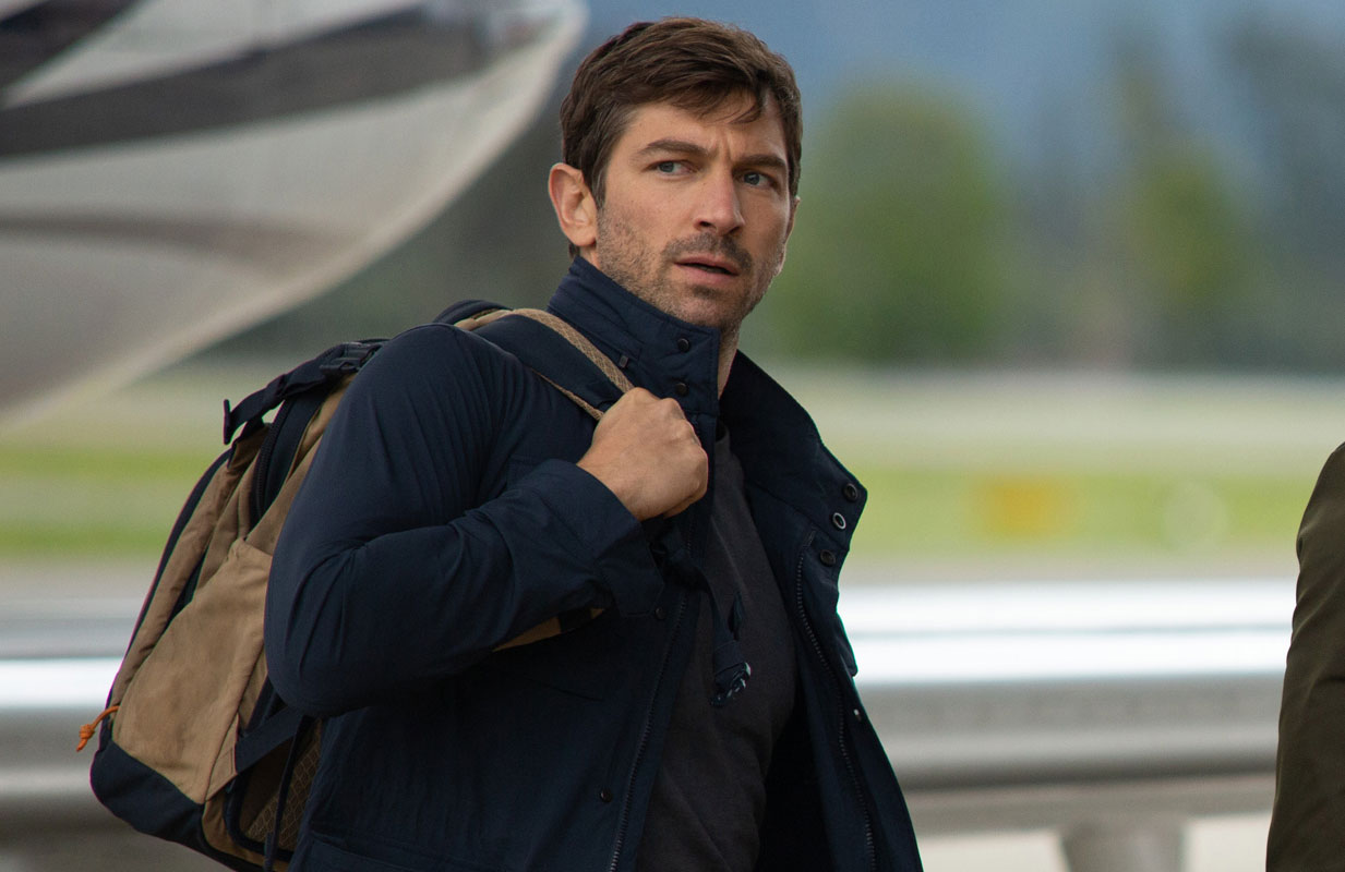 Michiel Huisman in Echo 3 (Apple TV+)