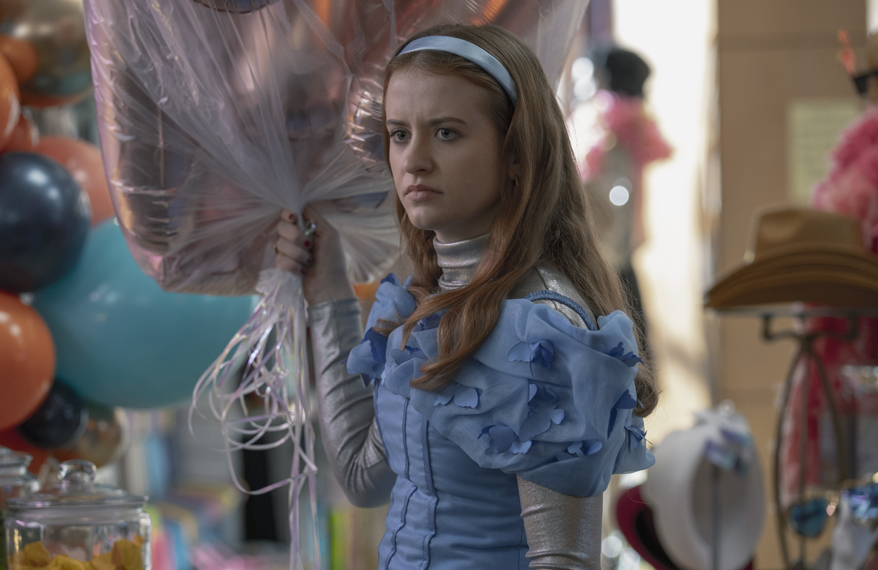 Máiréad Tyers in Extraordinary. (Photo: Hulu) 