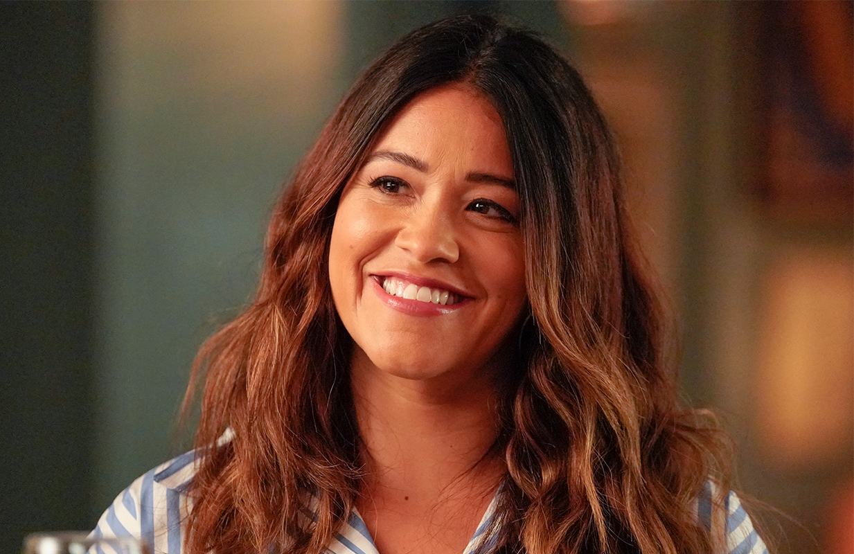 Gina Rodriguez in Not Dead Yet (Photo: ABC/Lara Solanki)