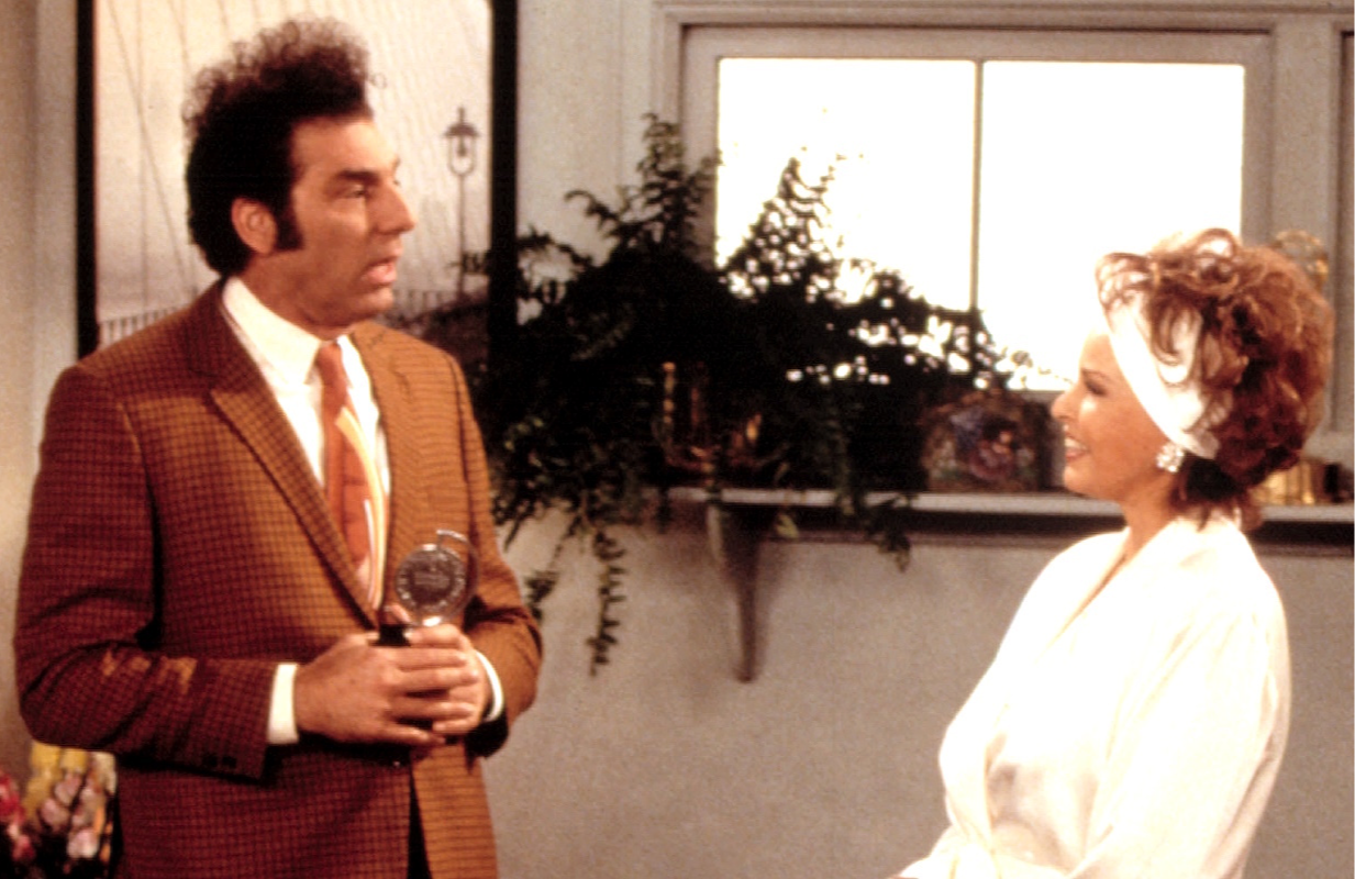 Michael Richards and Raquel Welch in Seinfeld (Photo: Everett Collection)