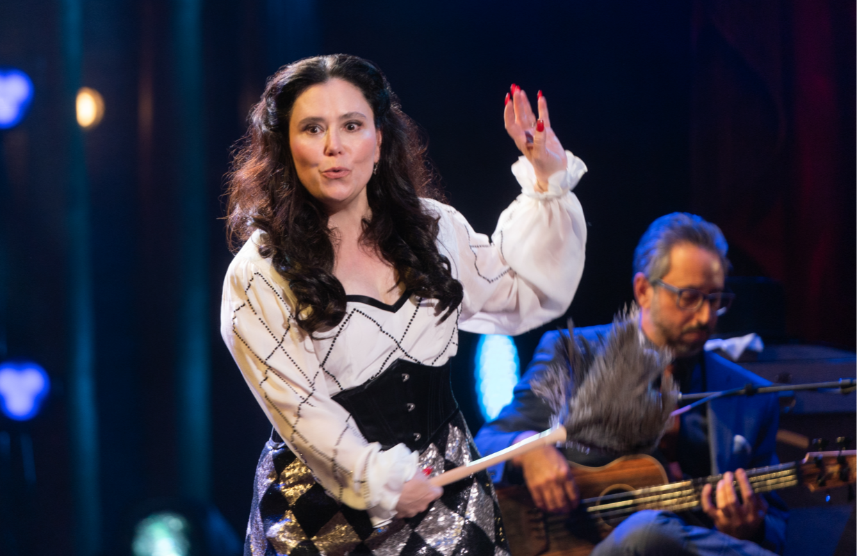 Alex Borstein in Corsets and Clown Suits (Photo: Prime Video)