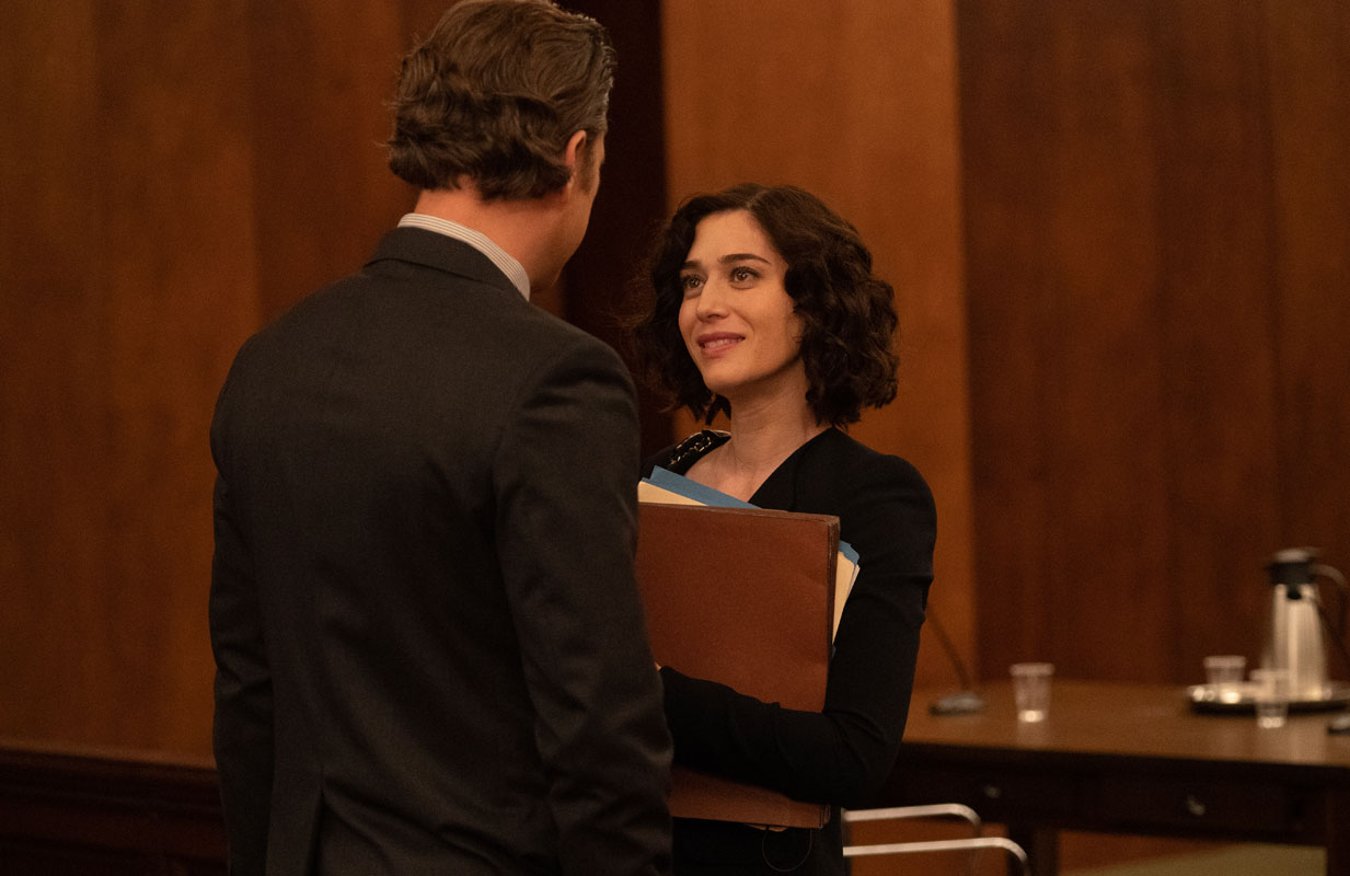 Lizzy Caplan in Fatal Attraction (Photo: Paramount+)