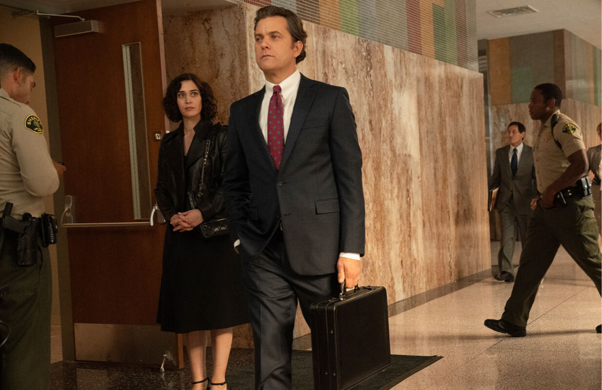 Lizzy Caplan and Joshua Jackson star in Fatal Attraction (Photo: Paramount+)