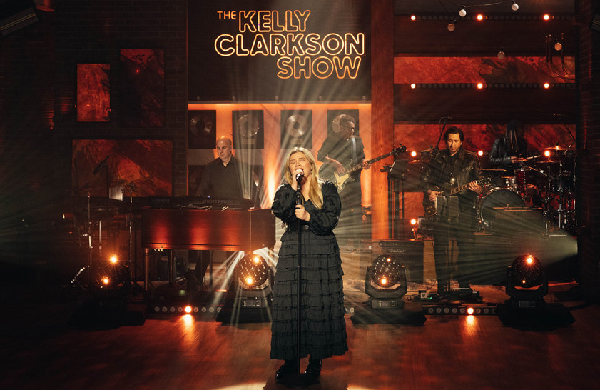 Kelly Clarkson on The Kelly Clarkson Show (Photo: Weiss Eubanks/NBCUniversal)