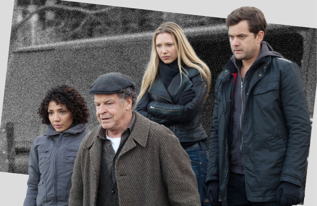 Jasika Nicole, John Noble, Anna Torv, and Joshua Jackson in Fringe (Photo: Everett Collection; Primetimer graphic)