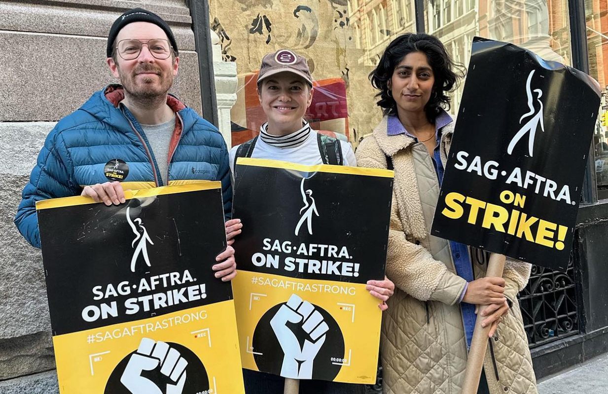 SAG-AFTRA members on the picket lines in New York on November 6 (Photo courtesy of SAG-AFTRA)