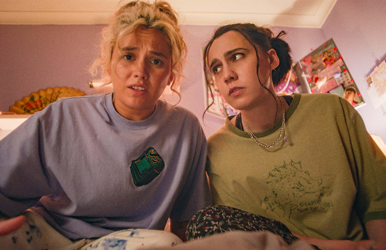 Lizzie Davidson and Kat Sadler in Such Brave Girls (Photo: Hulu)