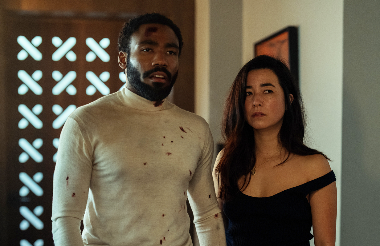 Donald Glover and Maya Erskine in Mr. and Mrs. Smith (Photo: David Lee/Prime Video)