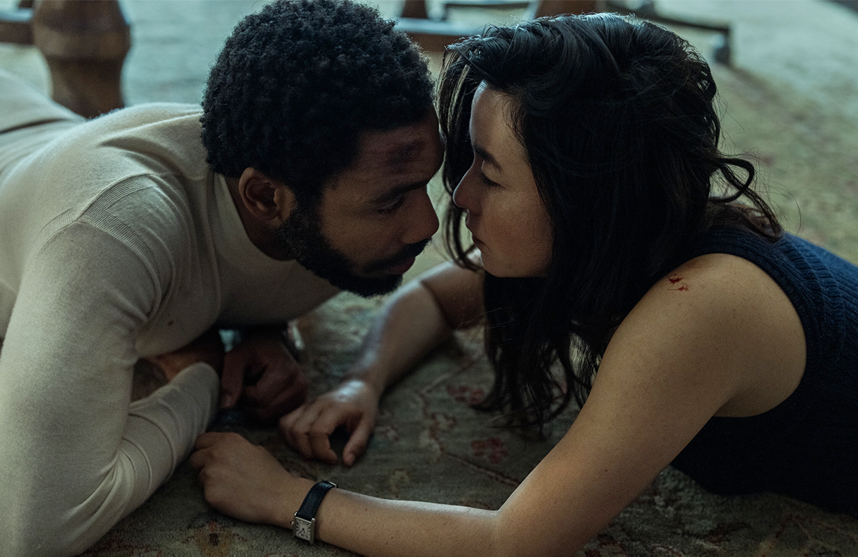 Donald Glover and Maya Erskine in the Mr. &amp; Mrs. Smith finale (Photo: David Lee/Prime Video)