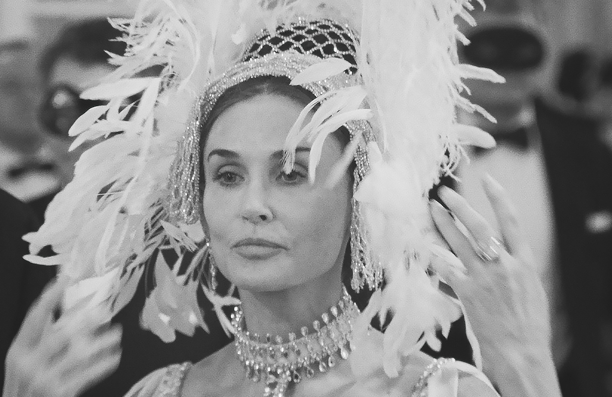 Demi Moore in Feud: Capote vs. The Swans (Photo: FX)