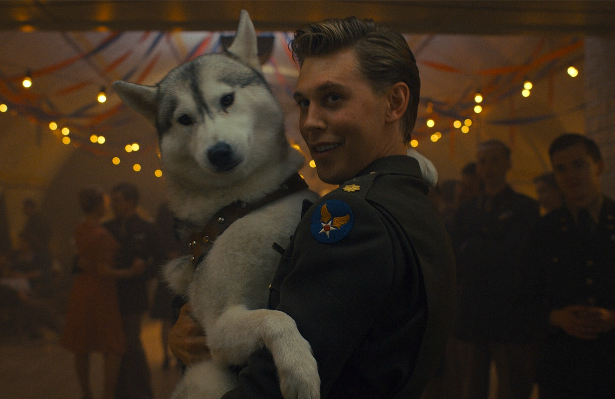 Meatball and Buck (Austin Butler) in Masters of the Air (Photo: Apple TV+)