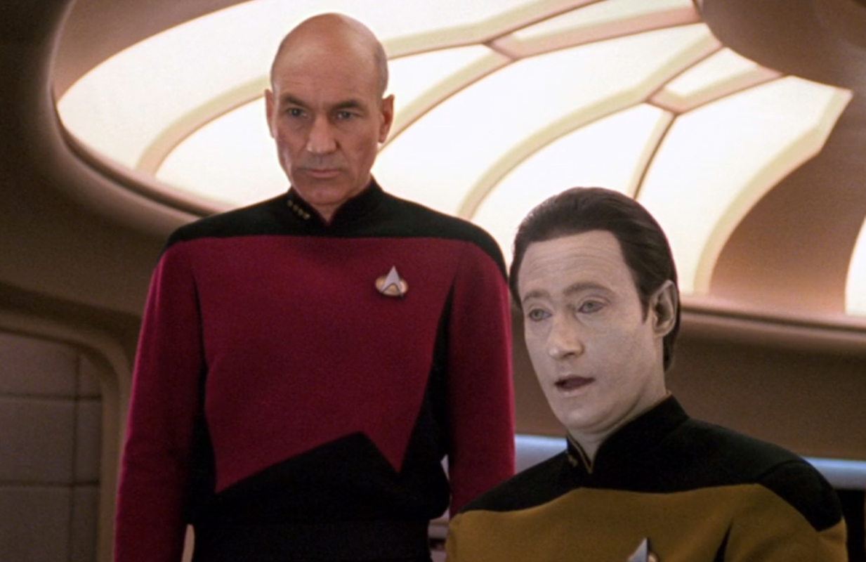 Patrick Stewart and Brent Spiner in "The High Ground" (Screenshot: Star Trek: The Next Generation)