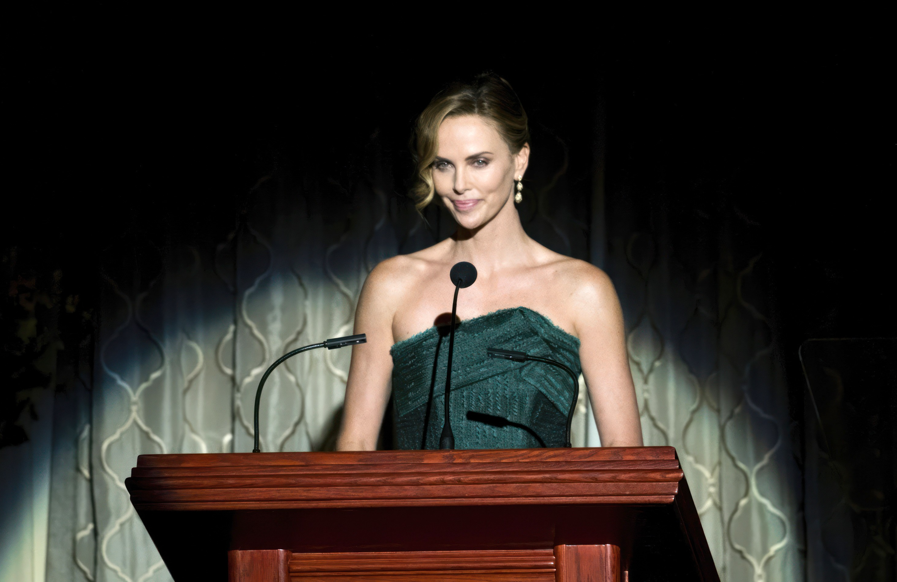 Charlize Theron (Photo: Everett Collection)