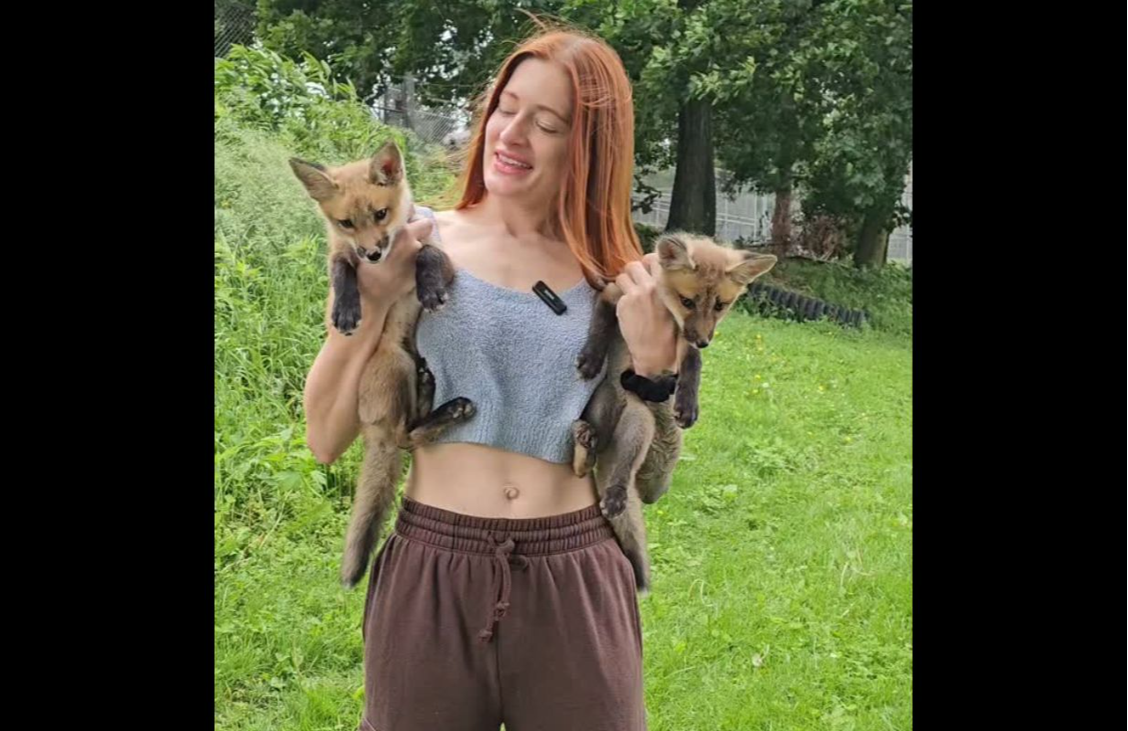SaveAFox aka Mikayla Raines (Image via Instagram/@saveafox_rescue)