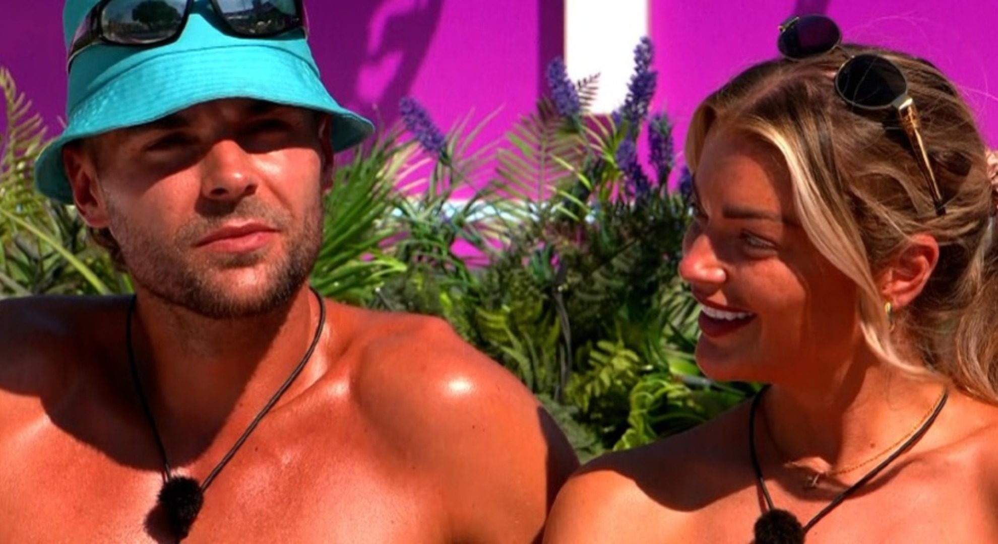 Helena and Harry from Love Island UK (Image via Insttagram @loveisland)