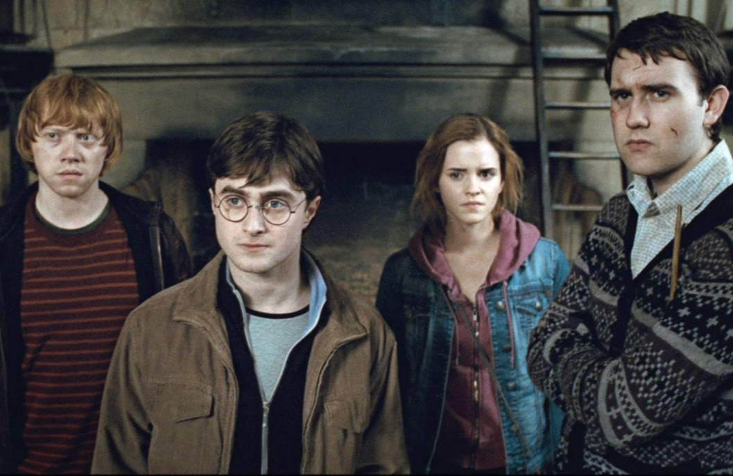 HARRY POTTER AND THE DEATHLY HALLOWS: PART 2, from left: Rupert Grint, Daniel Radcliffe, Emma Watson, Matthew Lewis, 2011. ©2011 Warner Bros. Ent. Harry Potter publishing rights ©J.K.R. Harry Potter characters, names and related indicia are trademarks of and ©Warner Bros. Ent. All rights reserved./Courtesy Everett Collection
