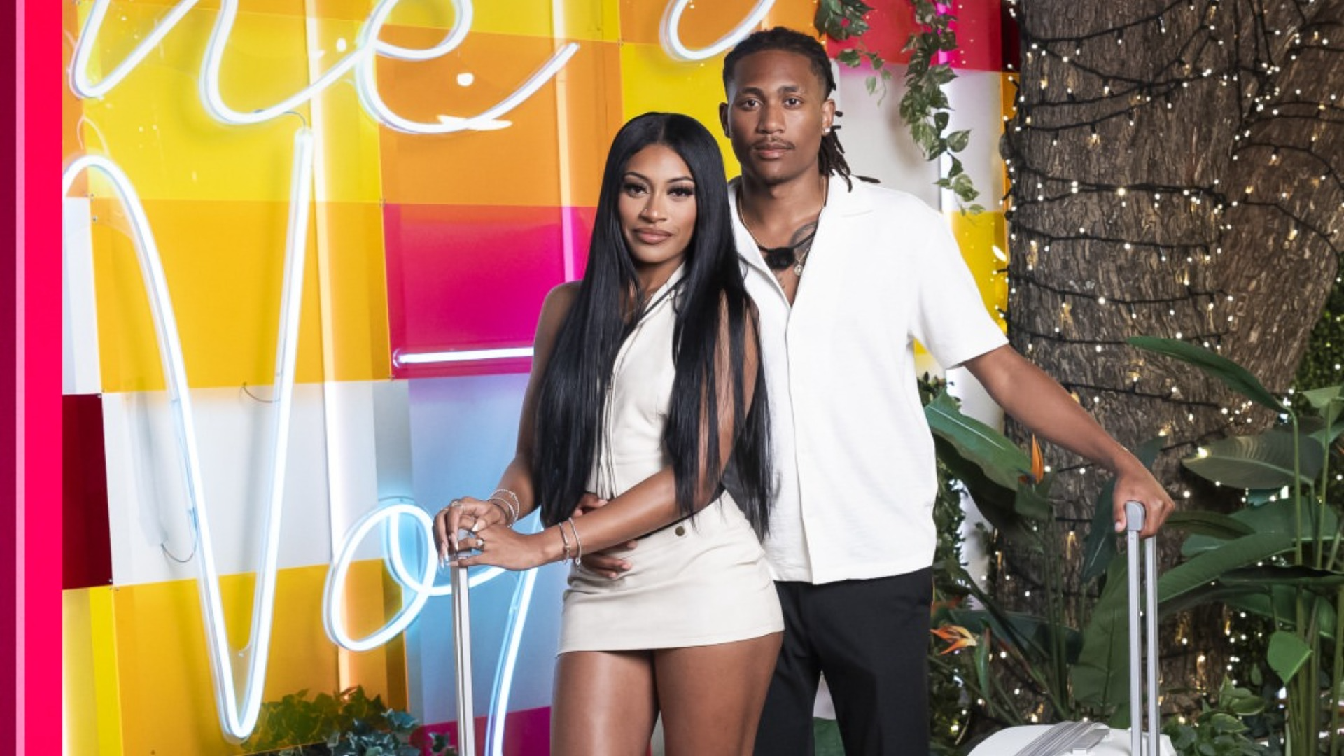 Clarke and Taylor from Love Island USA (Image via Instagram @loveislandusa)