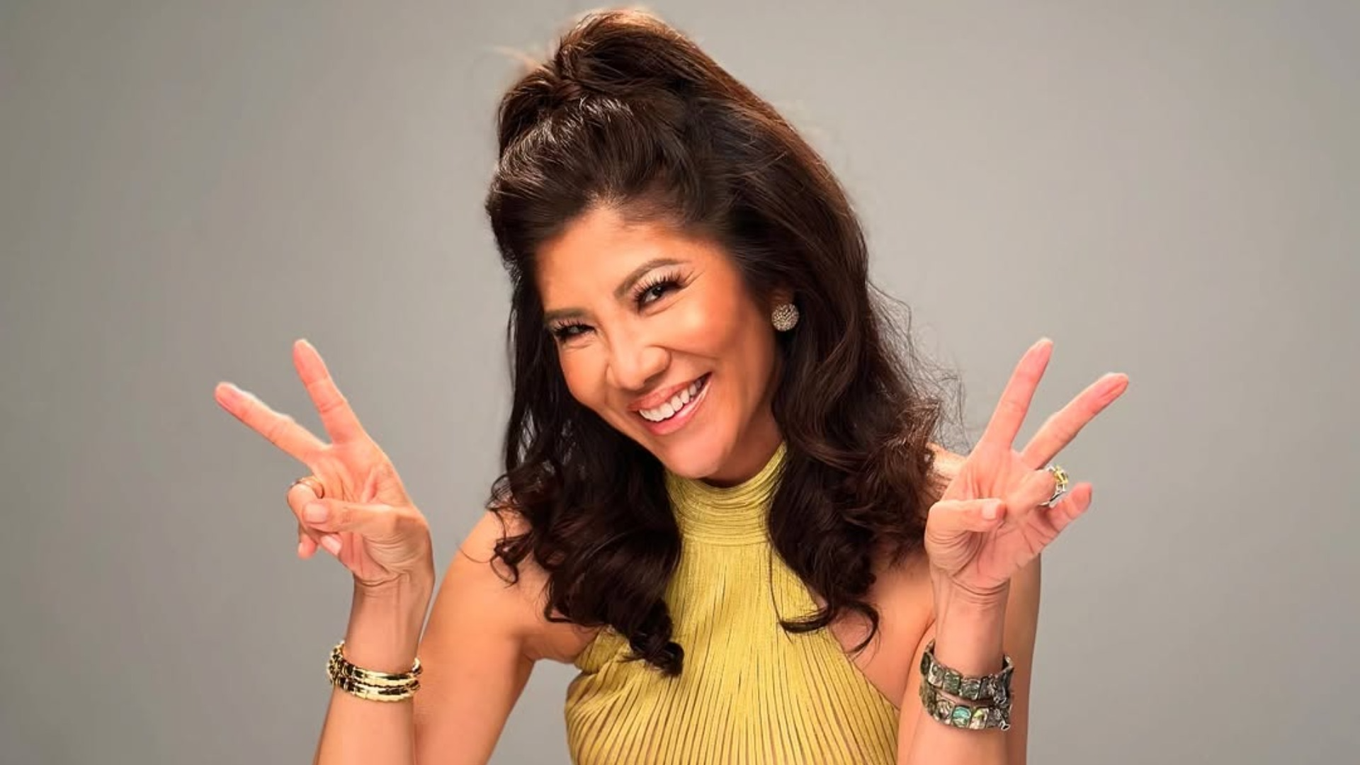 Julie Chen Mooves (Image via Instagram @juliechenmooves)