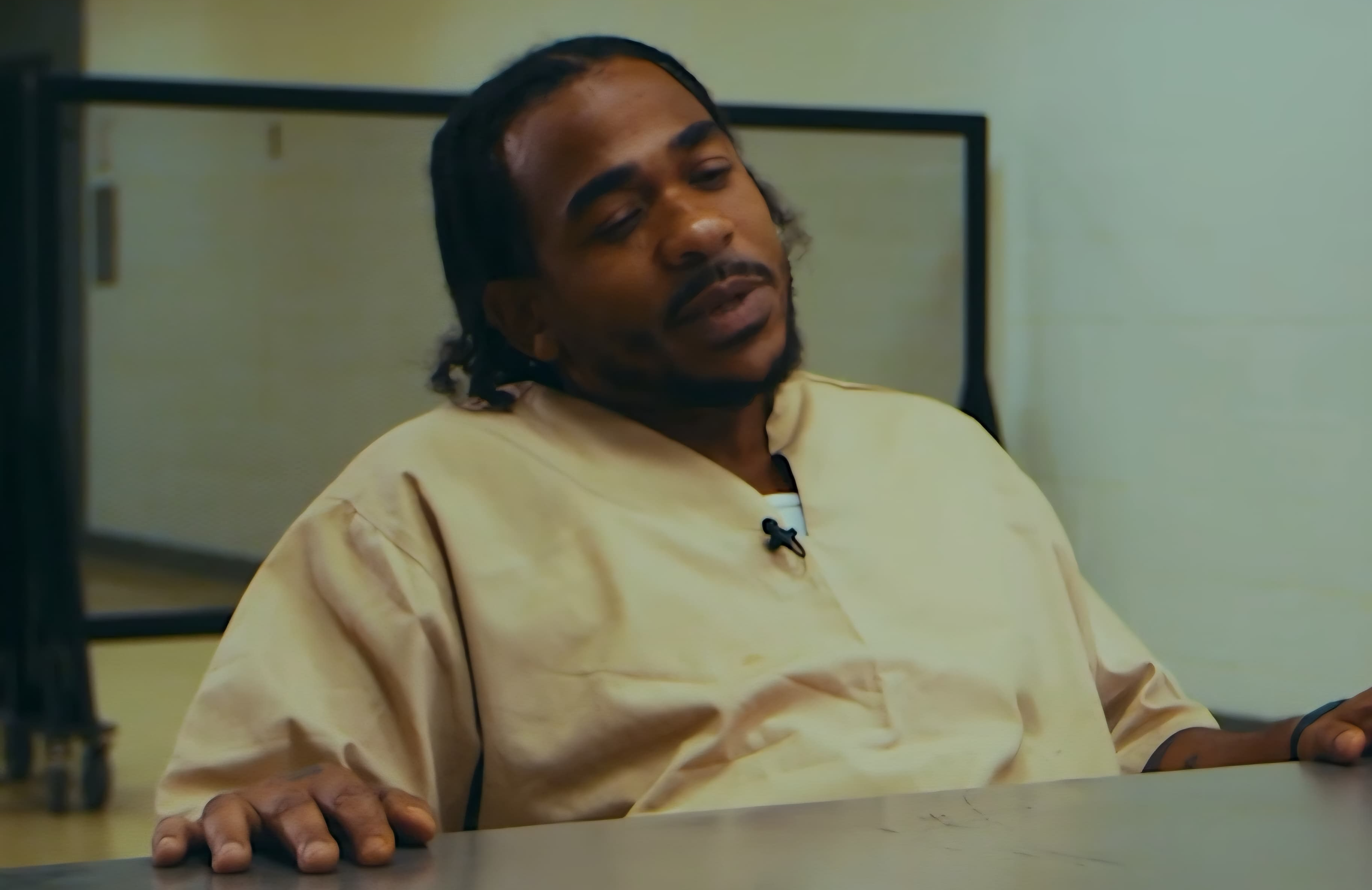 Max B serving his time inside the prison (Image via YouTube/@maxb4438)