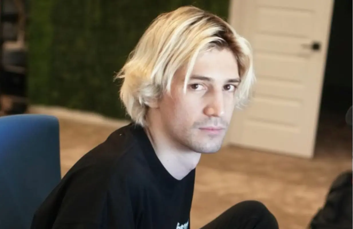 xQc (Image via Instagram/@xqcow1)
