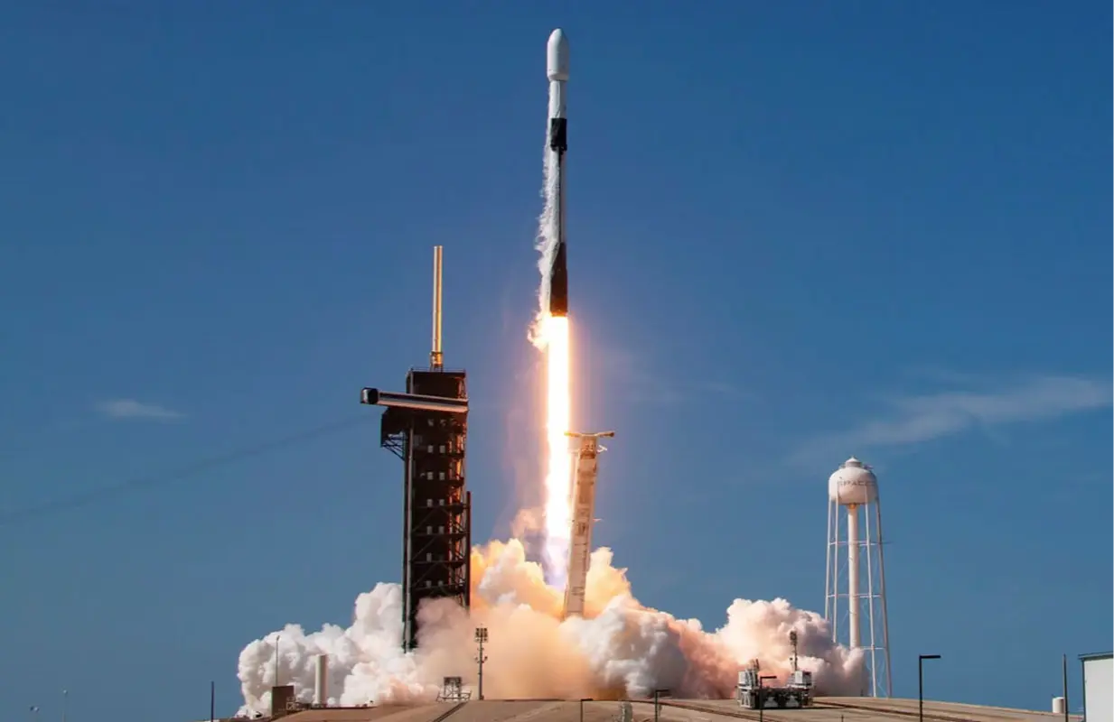 Falcon 9 launch (Photo: Instagram/@spacex)