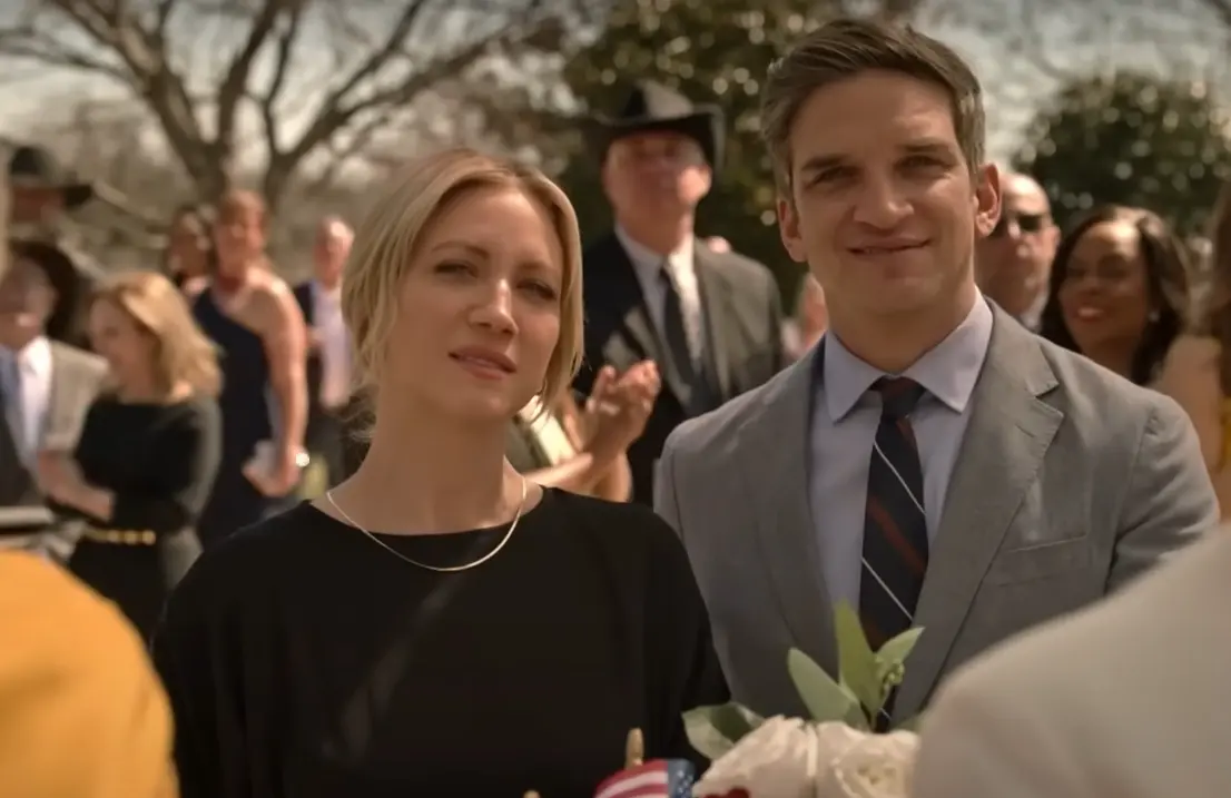 Sophie and Graham O'Neil in The Hunting Wives (Image via YouTube/@Lionsgate)