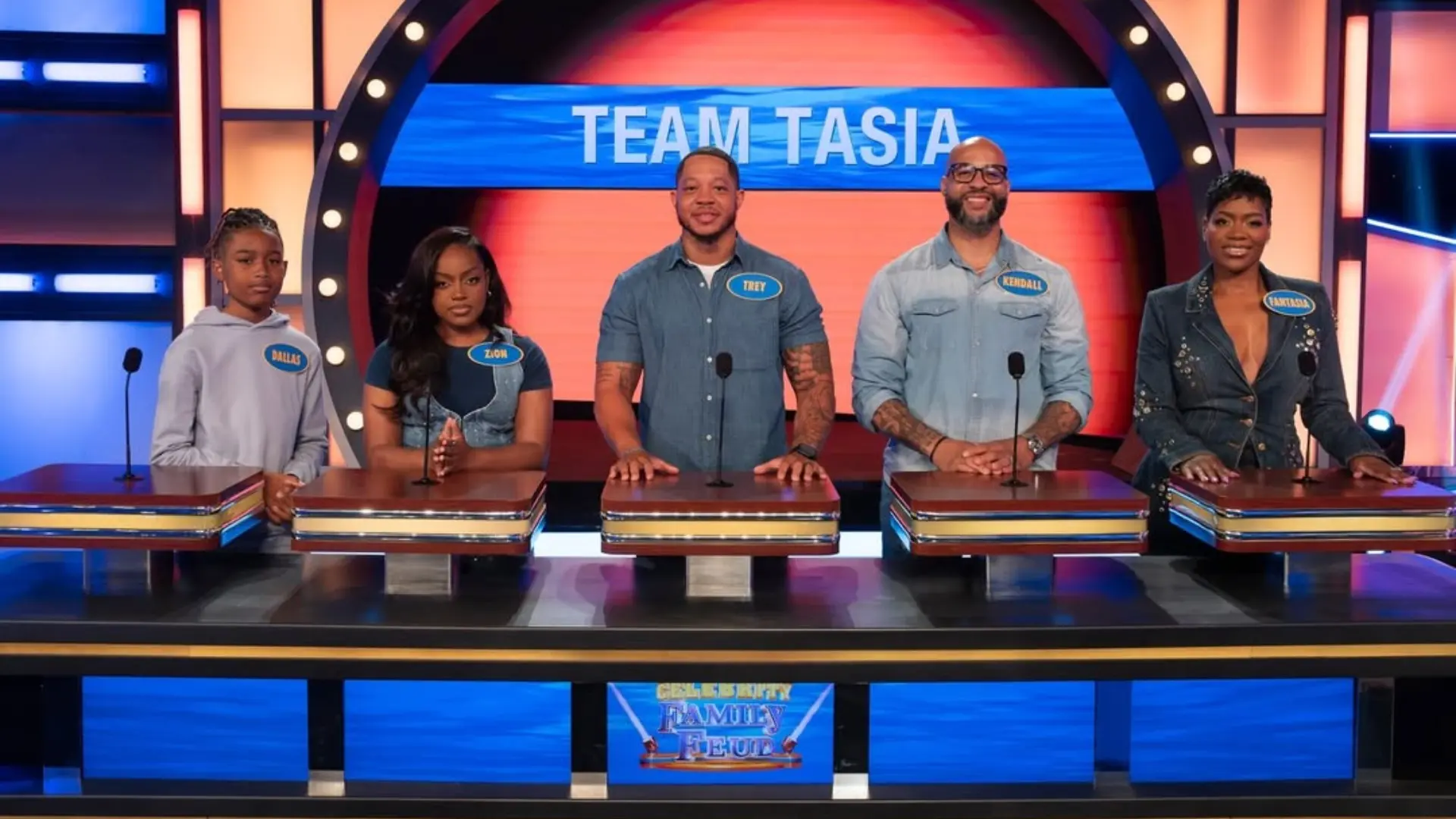 Team Fantasia on Celebrity Family Feud (Image via Instagram @familyfeudabc)