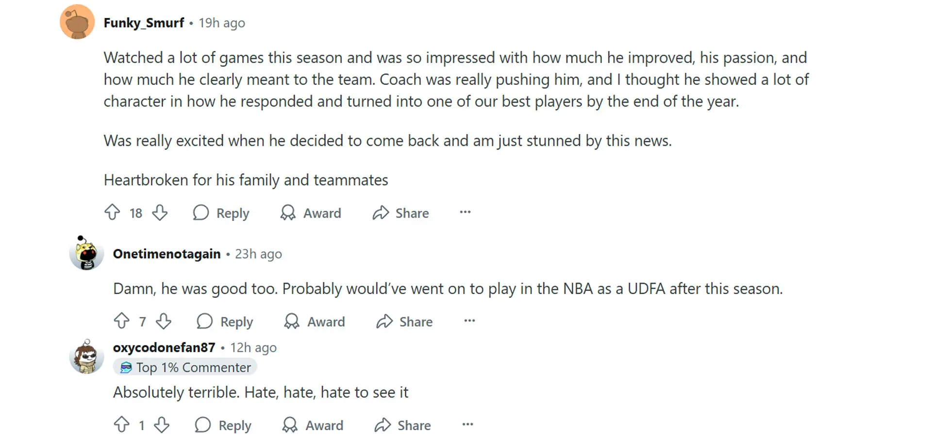 Tributes seen under the post (Image via Reddit r/CollegeBasketball, u/1825Tulane)