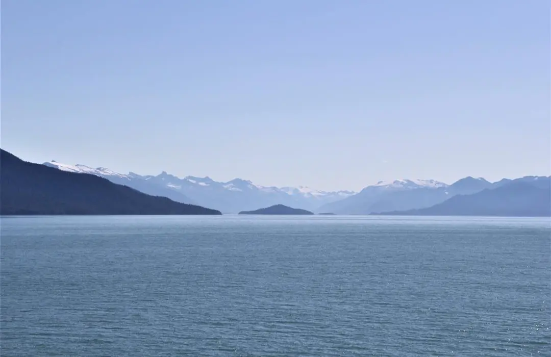 Pacific Ocean (Photo: Instagram/@silverechoes)