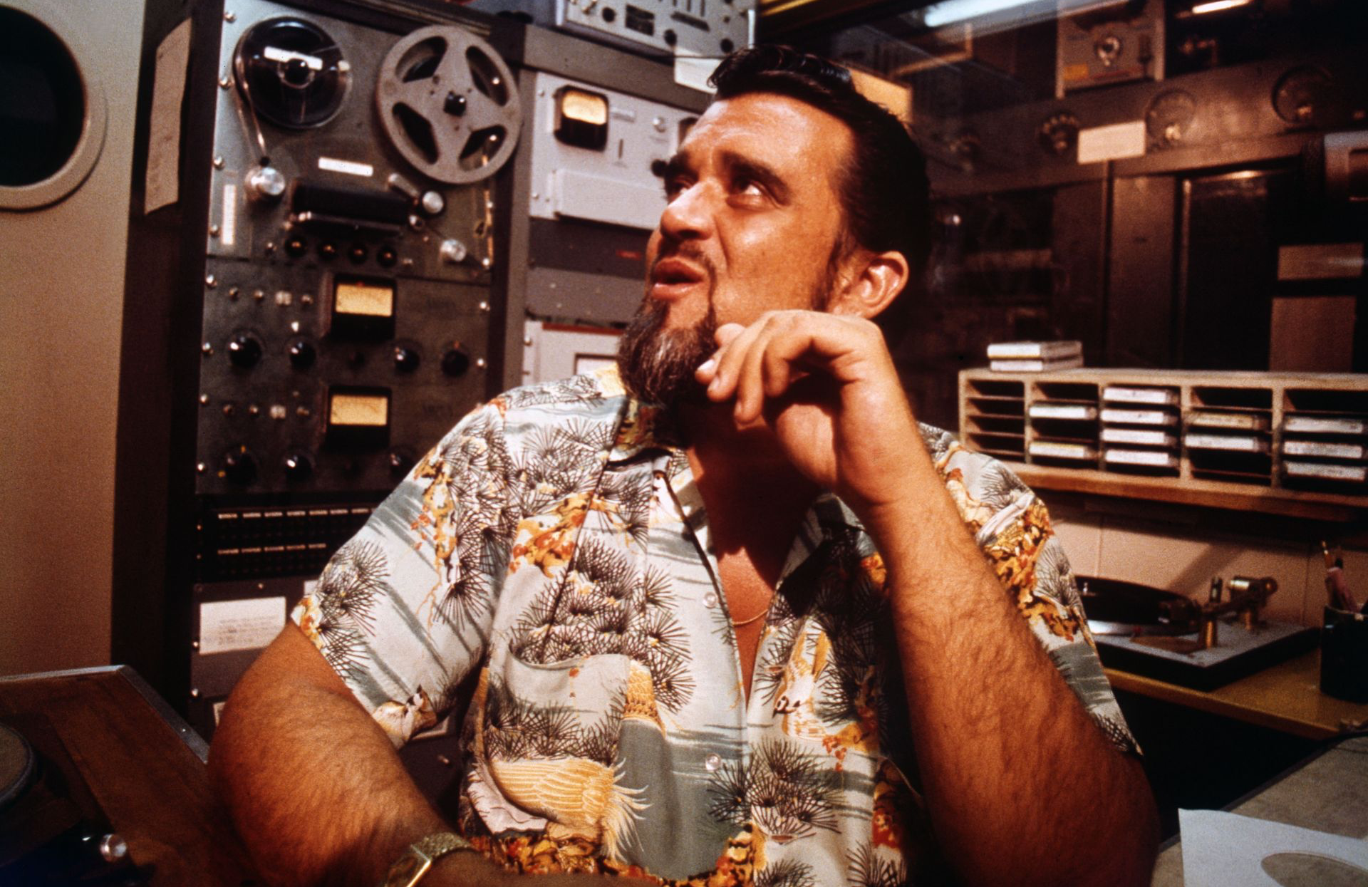 Wolfman Jack on the set of American Graffiti (Image via Getty)