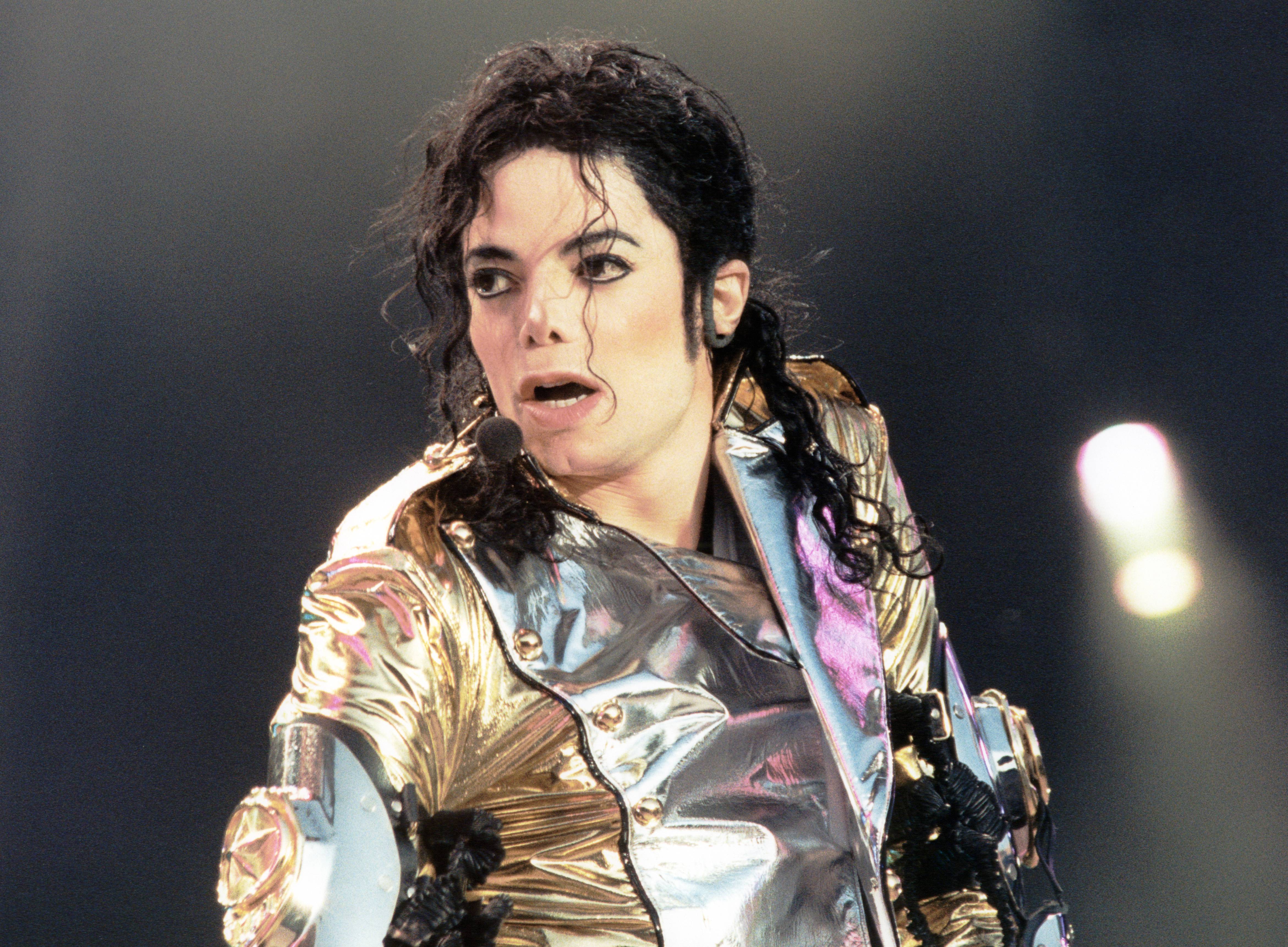 Michael Jackson performing on stage in Amsterdam (Image via Getty)