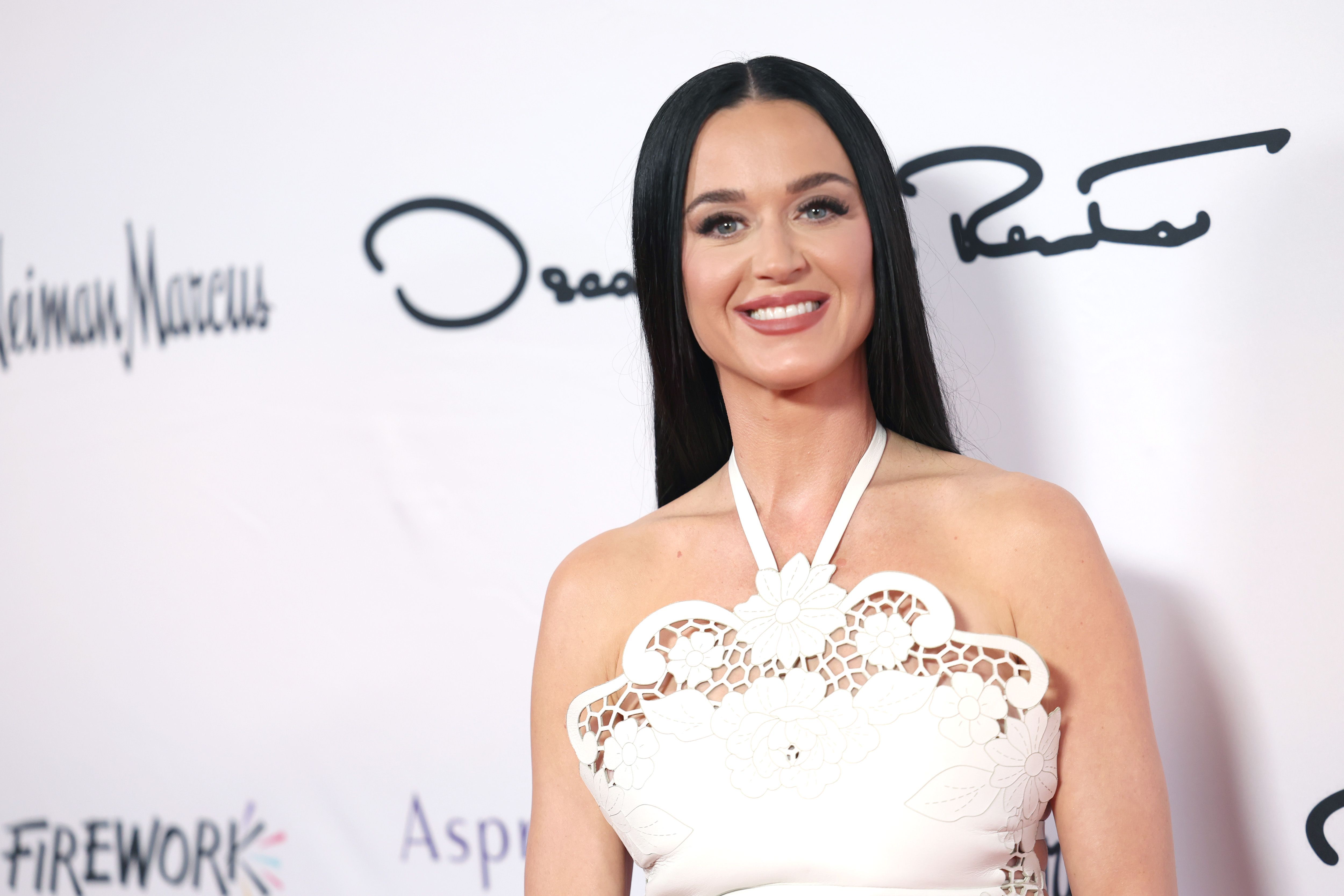 Katy Perry at the 35th Annual Colleagues Spring Luncheon &amp; Oscar de la Renta Fashion Show (Image via Getty)