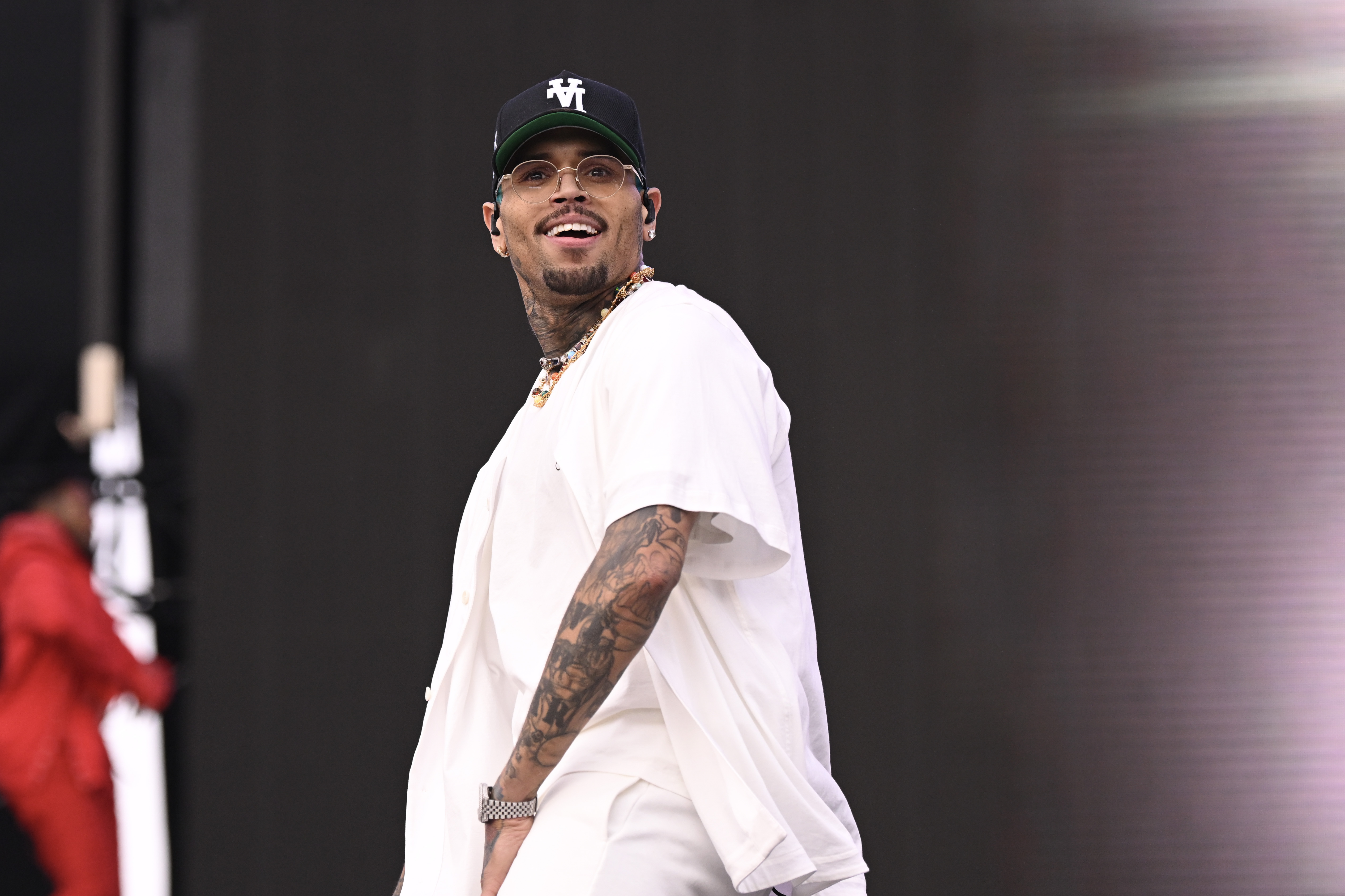 Chris Brown Responds to Fan Complaints Over Stage Obstructions on Breezy XX Tour
