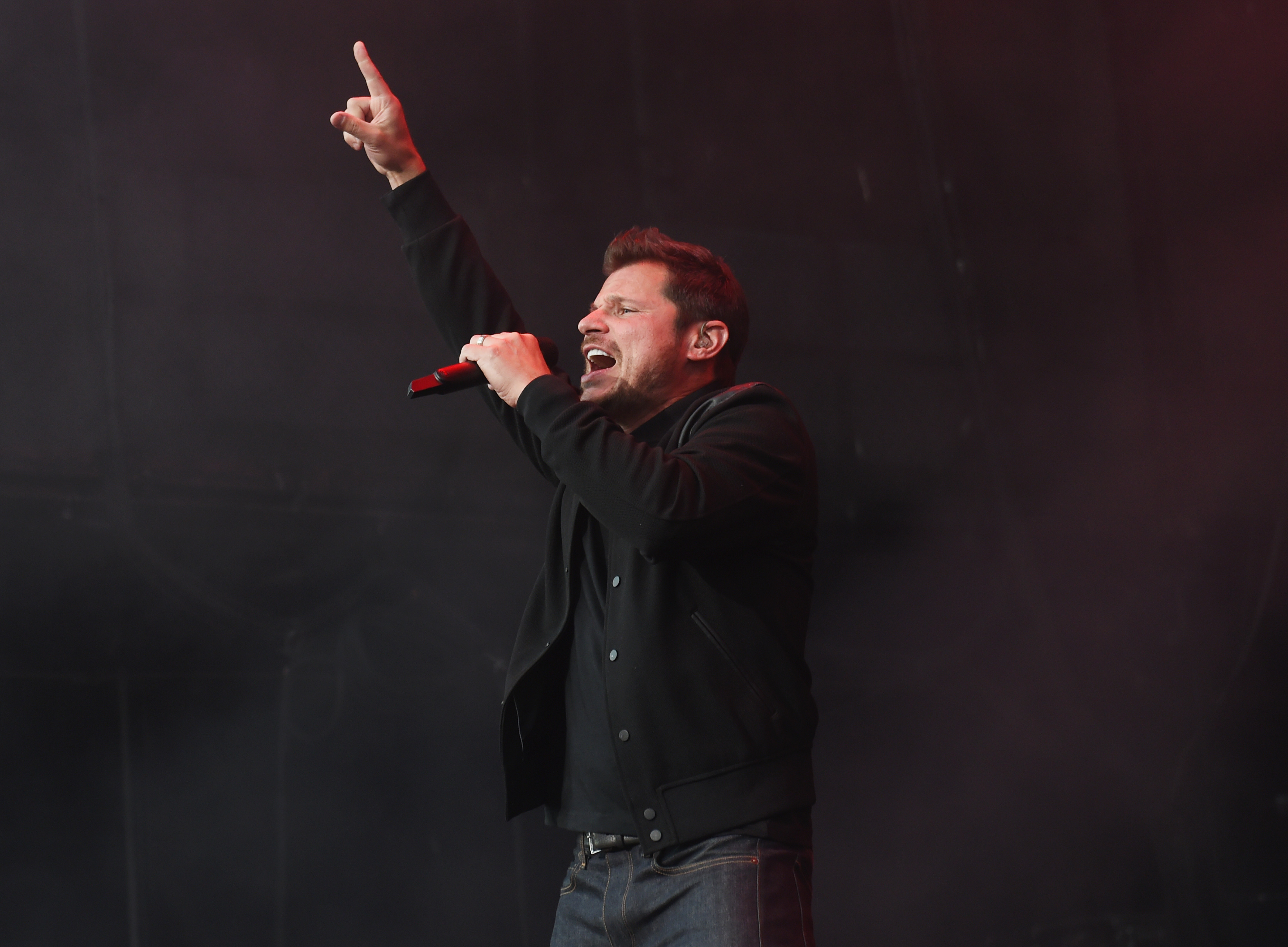 Perfect Match host Nick Lachey (Image via Getty)