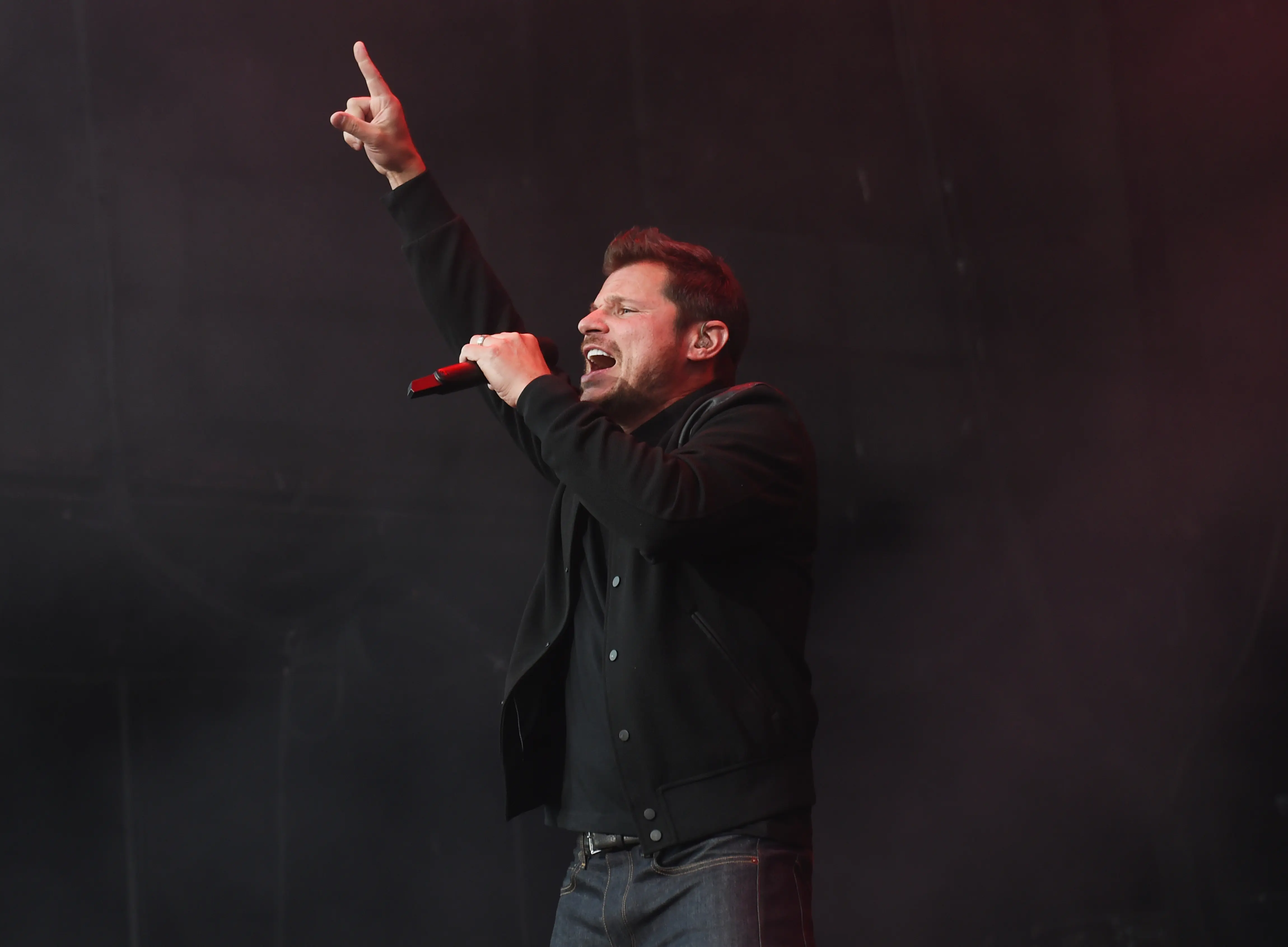 Perfect Match host Nick Lachey (Image via Getty)
