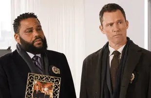 Anthony Anderson and Jeffrey Donovan in Law & Order (Photo: NBC)